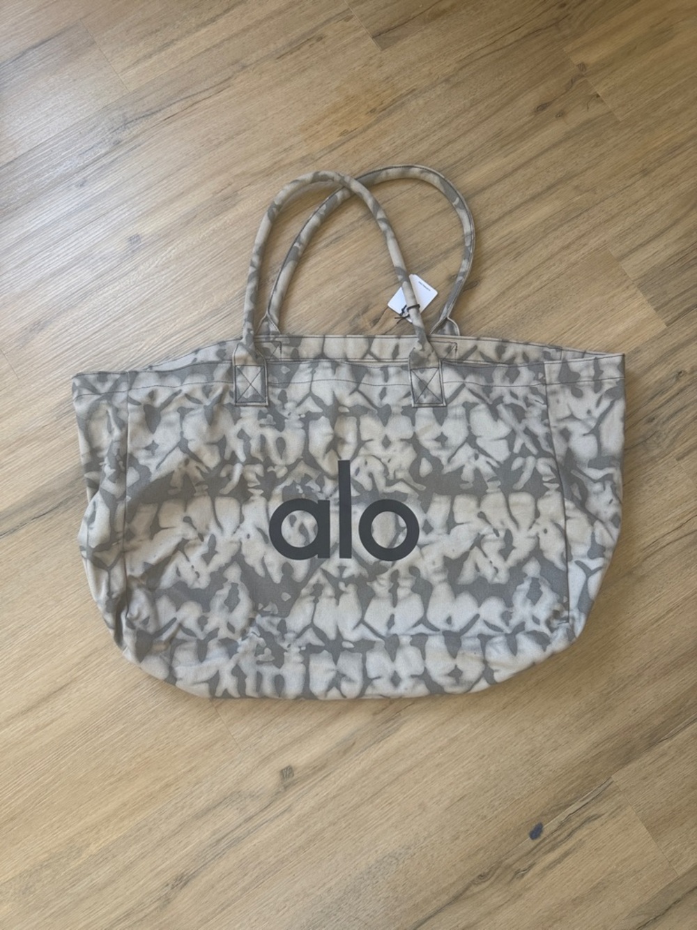 ALO Yoga Taupe and Cream Tie-Dye Canvas Tote